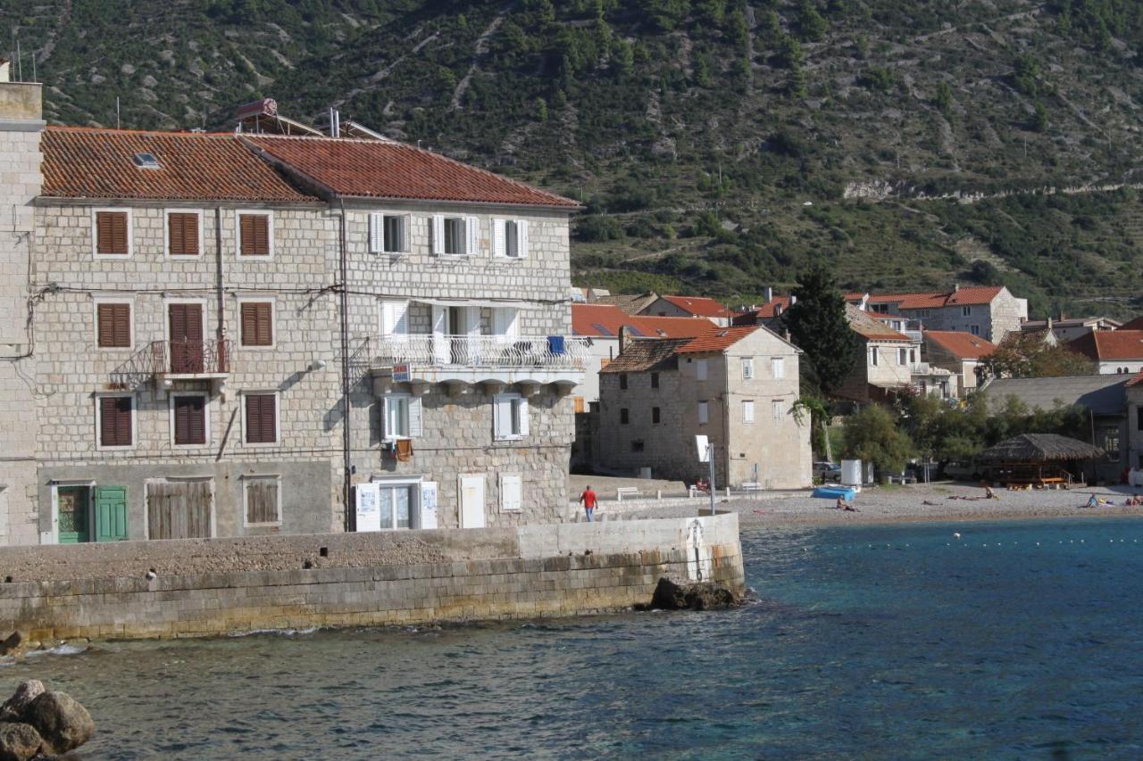 Apartments And Rooms By The Sea Komiza, Vis - 2431 Buitenkant foto