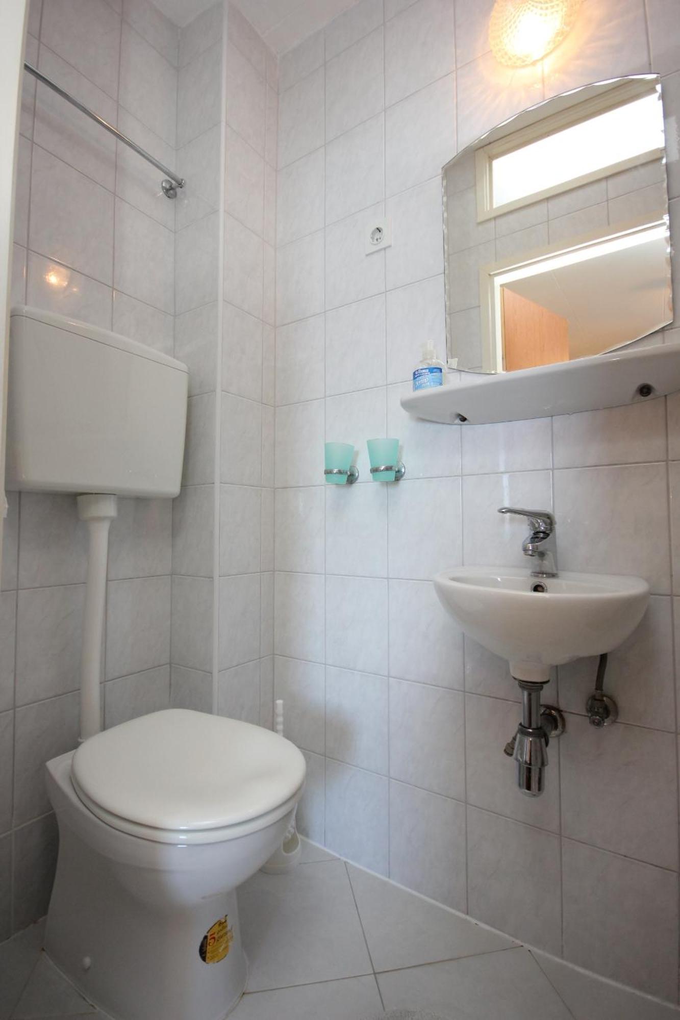 Apartments And Rooms By The Sea Komiza, Vis - 2431 Kamer foto